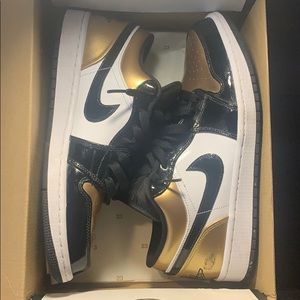 Retro 1 low